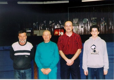 A FOK-GYEM csapata, balr�l: Schubert S�ndor, Mayer J�nos, Zs�mboki P�ter, Zs�mboki Gergely 