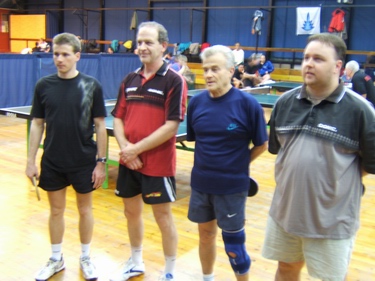 a csapat tagjai, balr�l: Rithnovszky Zsolt, Zwickl Zolt�n, R�vai J�nos �s Moln�r Bal�zs 